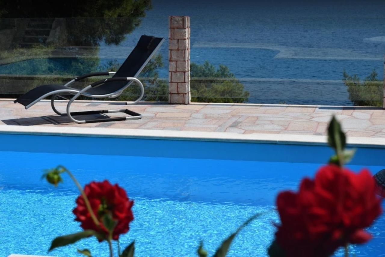 Seaside Villa Near Trogir - Poljica Marina Exterior photo